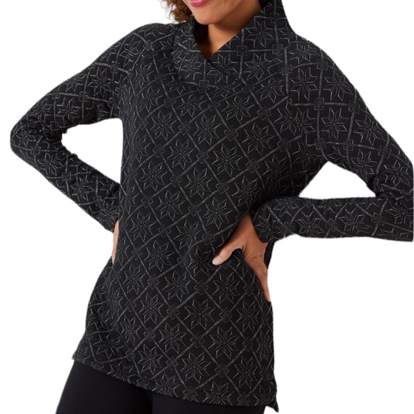 T by Talbots Black Metallic Snowflake Quilted wrap neck Pullover sweater Size XS - Picture 1 of 7